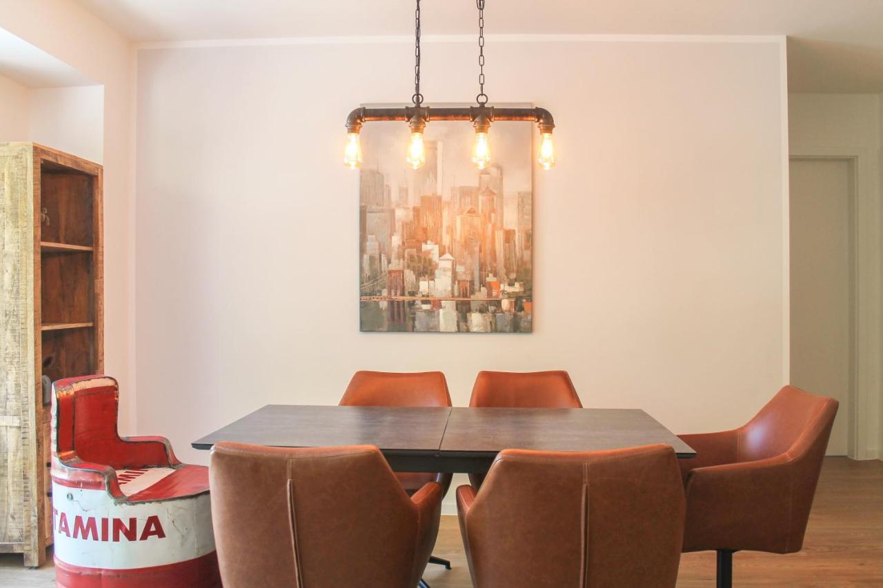New York Apartment - Fuer Freunde & Familien, Stadtnah, Parkplatz, E-Ladestation, Gitterbox Fuer Fahrraeder, Fitnessstudio, Digitale Gaestemappe Mit Restaurant- Und Unternehmenstipps Koblenz  Bagian luar foto