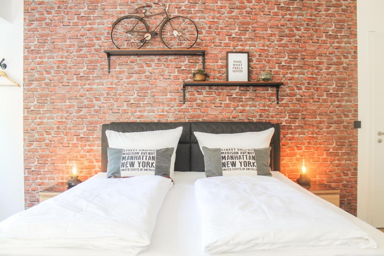 New York Apartment - Fuer Freunde & Familien, Stadtnah, Parkplatz, E-Ladestation, Gitterbox Fuer Fahrraeder, Fitnessstudio, Digitale Gaestemappe Mit Restaurant- Und Unternehmenstipps Koblenz  Bagian luar foto